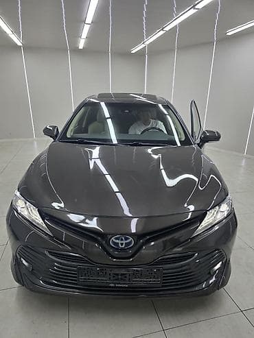 toyota vitiz: Toyota Camry: 2019 г., Автомат, Гибрид, Седан — 1
