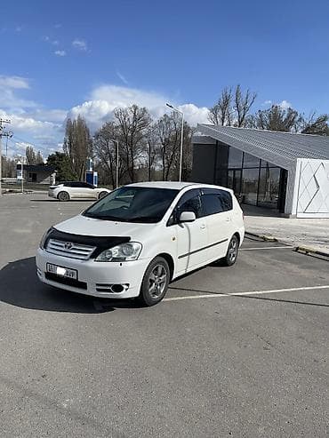 Toyota Ipsum: 2003 г., 2.4 л, Автомат, Бензин, Минивэн