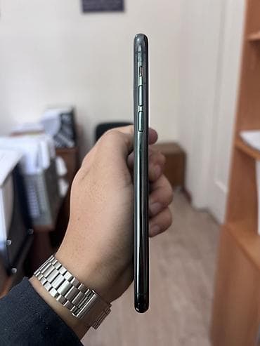 redmi 3: IPhone 11 Pro Max, Б/у, 256 ГБ, Черный, Защитное стекло, 93 % — 8