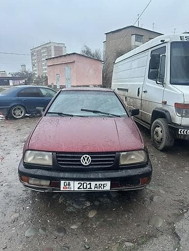 bmw samuray: Volkswagen Vento: 1992 г., Ручные, Бензин, Седан — 4