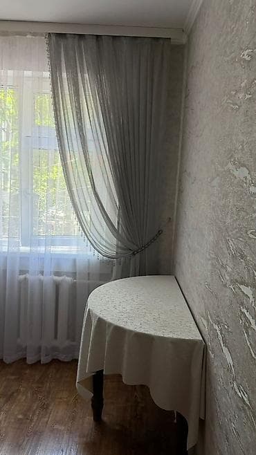 аренда квартиры в аламедин 1: 3 комнаты, 58 м², 104 серия, 1 этаж, Евроремонт — 1