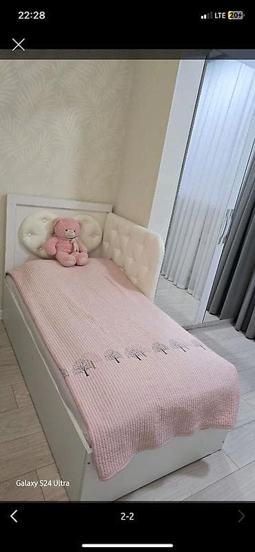 Шкафтар: Детская односпальная кровать с мягкими изголовьем и боковой спинкой — 1