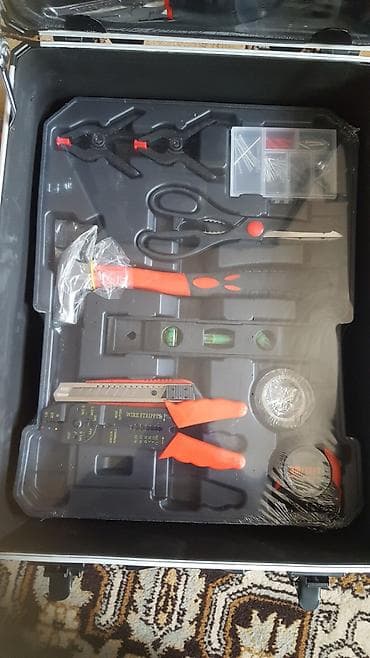 Мультитулдар: Набор инструментов 187 предметов в алюминиевом чемодане на колёсиках — 3