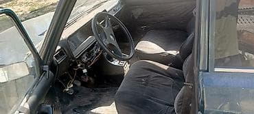 ВАЗ (ЛАДА) 2107: 2004 г., Механика, Седан