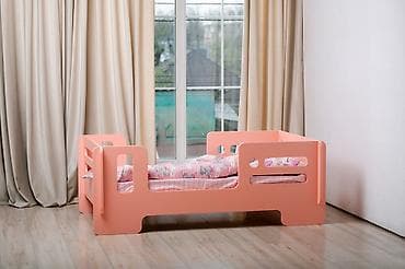 small table: Кровать детская до 8 лет размер 1400:800 качество отличное. цена — 6