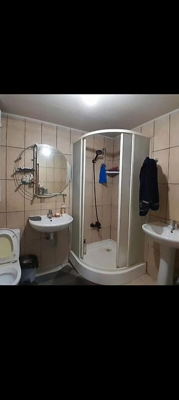 дом в районе восточного автовокзала: 59 м², 3 комнаты, Парковка, Забор, огорожен — 2