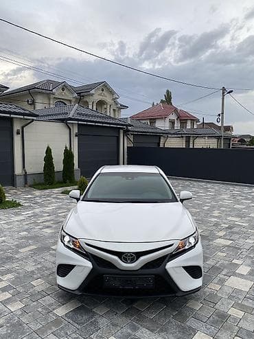 Продажа авто: Toyota Camry: 2018 г., 2.5 л, Автомат, Бензин, Седан — 2
