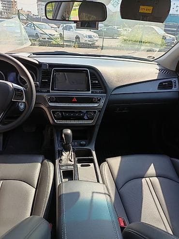Hyundai Sonata: 2020 г., 2 л, Автомат, Газ, Седан — 8