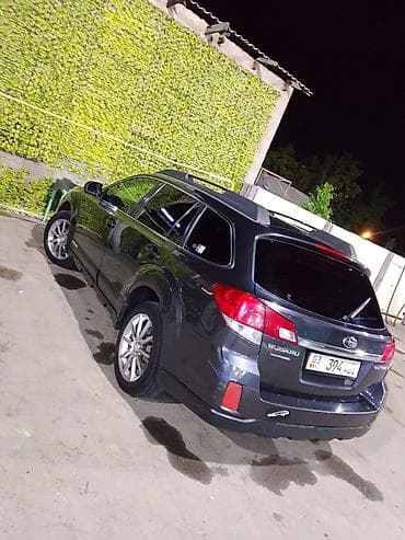 infinity fx35: Subaru Outback: 2010 г., 2.5 л, Механика, Бензин, Универсал — 5