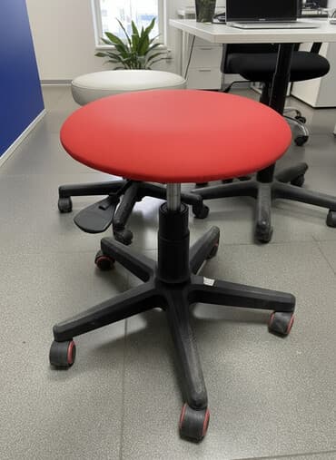 парикмахерские кресла: Табуретка, Другой материал, Не раскладной — 1