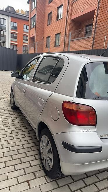 тайооа ярис: Toyota Yaris: 2005 г., 1.3 л, Механика, Бензин, Хэтчбэк — 5