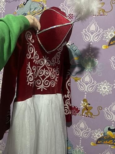 Тоодо лыжа тебүүгө арналган кийимдер: Улуттук кийим, Аял — 2