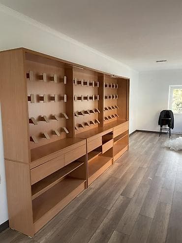 полки б у: Стеллаж Для косметики, С подсветкой, 230 см * 475 см * 50 см — 1