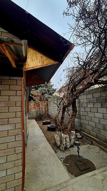 Продажа домов: ЮНУСАЛИЕВА/АХУНБАЕВА! 4-х комнатный дом! ПРОСТОРНЫЙ ДВОР покрыт — 6