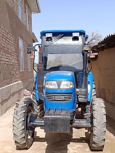 трактор yto х904: Модель: 704, Б/у, 2013 г., Трактор с другими агрегатами — 4