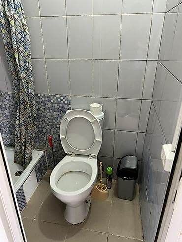 сдаю комнату с подселением: 20 м², С мебелью — 6