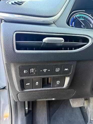боз белер: Hyundai Sonata: 2020 г., 2 л, Автомат, Гибрид — 10