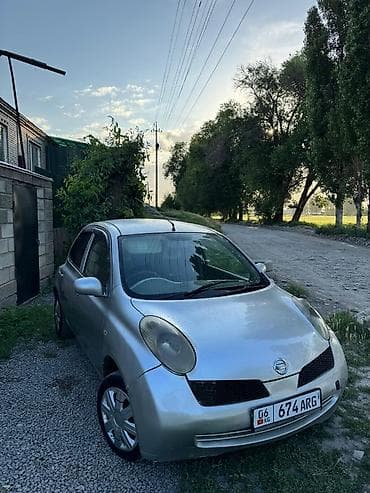 q 7: Nissan March: 2002 г., 1.3 л, Автомат, Бензин, Хэтчбэк — 2