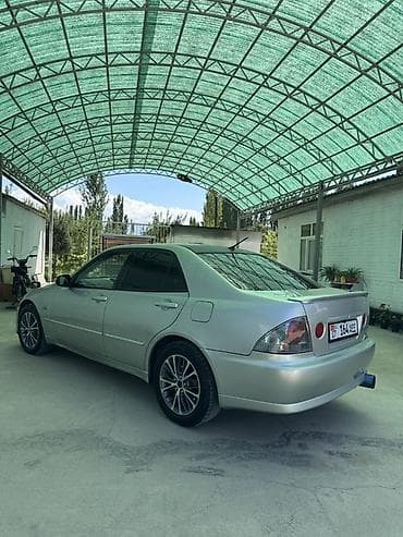 грузовый автомат: Toyota Altezza: 2003 г., 0.2 л, Автомат, Бензин, Седан — 4