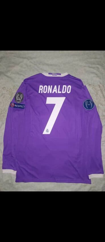 Шахматы: Футбольная форма Real Madrid — версия Лиги чемпионов 2016/17, цвет — 4