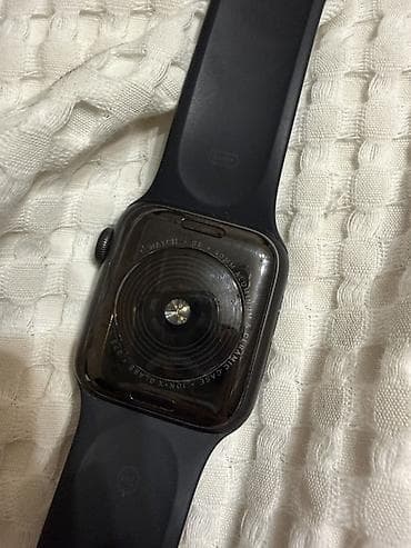 google p: БЕЗ ТОРГА!!! Apple Watch SE 44mm — 10 000 сом В хорошем состоянии — 3