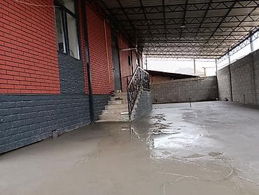 Бетонные работы под ключ: заливка и шлифовка полов, стяжка во дворах