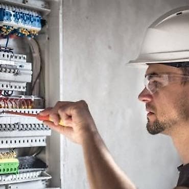 тренер по фитнесу: Электрик | Электромонтажные работы Больше 6 лет опыта — 1