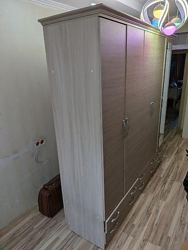 метраж: Шкаф 9 микрорайон 
2.30×2.30 м
абалы жакшы — 2