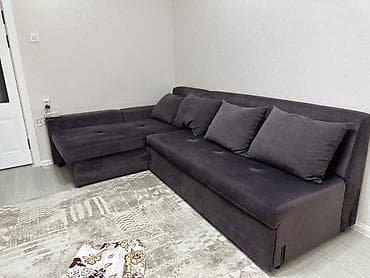 Угловой диван, C подушками