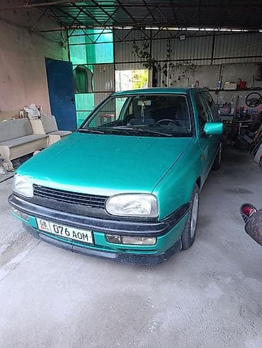 Транспорт: Volkswagen Golf: 1992 г., 1.8 л, Автомат, Бензин, Хэтчбэк — 1