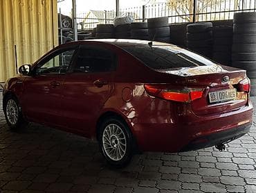Продажа авто: Kia Rio: 2012 г., 1.6 л, Механика, Бензин, Седан — 4