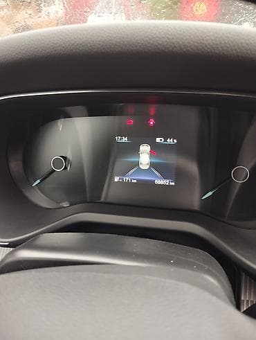 услуга няни: Roewe : 2021 г., Автомат, Электромобиль, Седан — 4