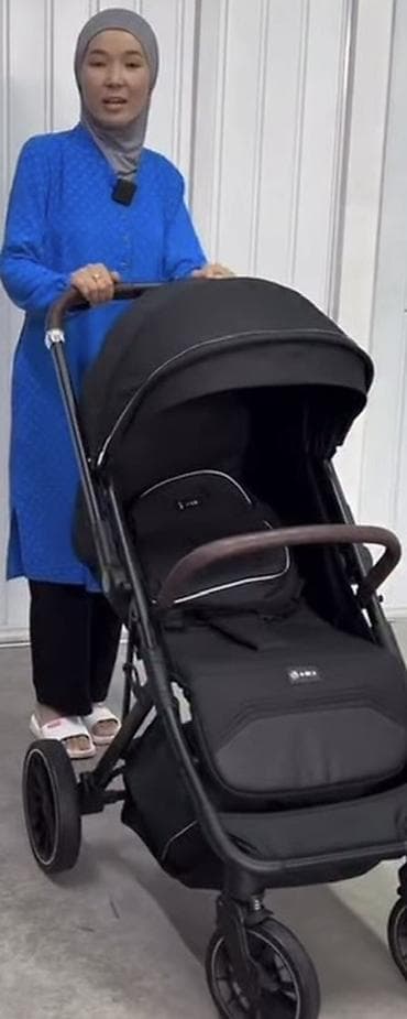 Коляска, цвет - Черный at lalafo.kg Коляска, цвет - Черный