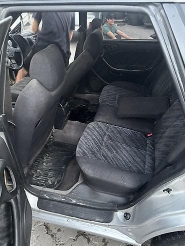 Subaru Legacy: 1996 г., 2 л, Автомат, Бензин, Универсал — 7