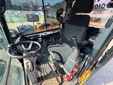 crown s170: Экскаватор, Hyundai, 2018 г., Колесный — 4