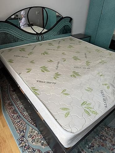 горки в гостинную: ‼️Очень срочно‼️ Все что на фото продается за 50 000 сом . Шкафы — 8