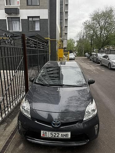 бу шины 205 65 15: Toyota Prius: 2015 г., 1.8 л, Вариатор, Гибрид, Хэтчбэк — 3