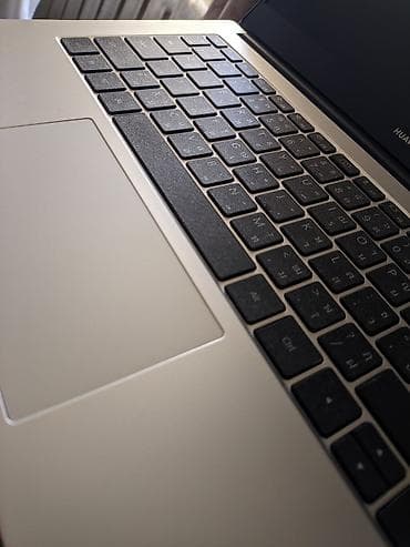 m laptops: Для учебы, Новый, Intel Core i5 — 5