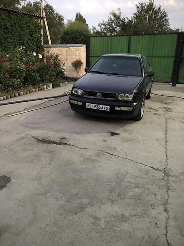 golf 2: Volkswagen Golf: 1993 г., 1.8 л, Механика, Бензин, Хэтчбэк — 1