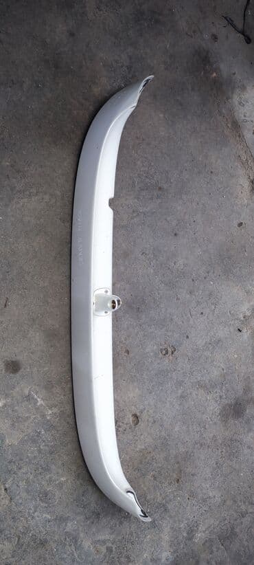 авто богажник: Toyota Grand Hiace спойлер багажника, Тойота Гранд Хайс спойлер — 2