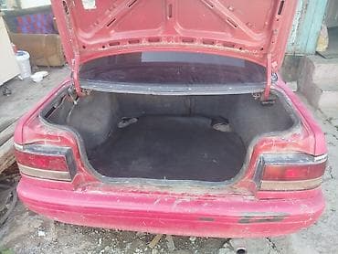 go park: Mazda 626: 1988 г., 2 л, Ручные, Бензин, Седан — 6