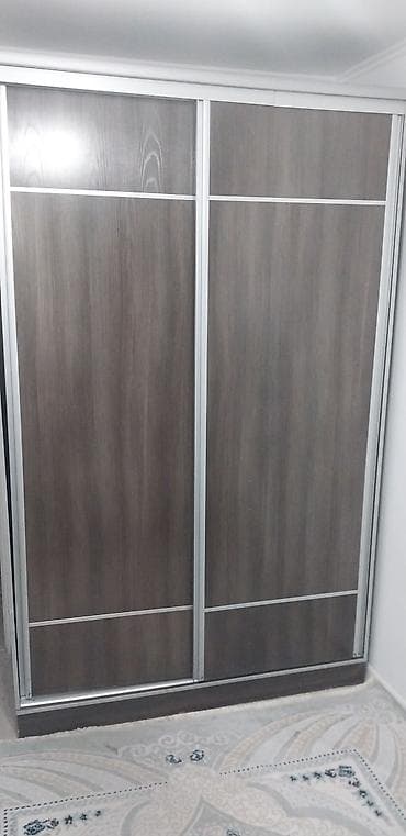 Шкаф-купе, двухдверный, корпусная конструкция - Материал: ЛДСП под