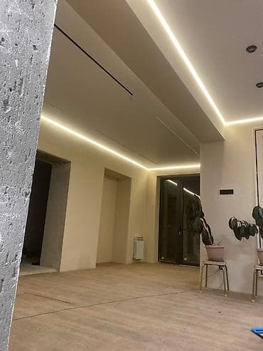 плинтус потолочный: Натяжной потолок Матовое — 9