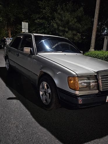 mers 220: Mercedes-Benz W124: 1991 г., 2 л, Механика, Бензин, Седан — 1