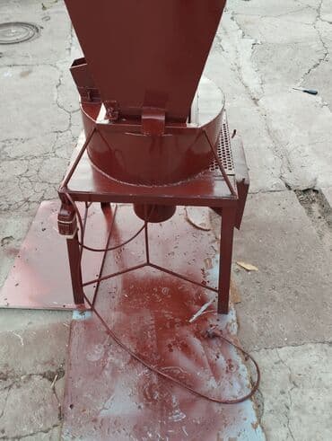 весы бариста: Продаю универсальную дробилку цена 23.500 тысяч сом — 2