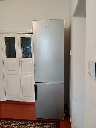 смарт тв 50: Холодильник Beko, Двухкамерный — 1