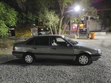 Продажа авто: Volkswagen Passat: 1989 г., 1.8 л, Механика, Газ, Седан — 4