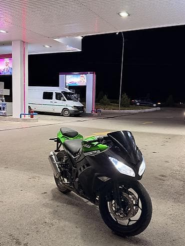 Мотоциклы: Мотоцикл очень хороший состояние Kawasaki 400 куб водинной охлаждения — 5
