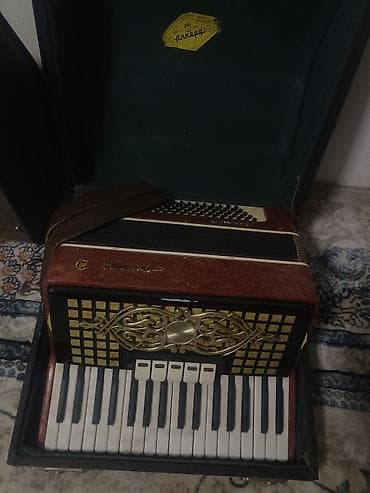 Аккордеон аккорд орион абалы таза бирок ремонт кылыш керек ундорун