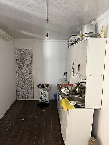 загородные домики: Продается дом в городе кара-балта ул. Жамбула 65дом из 3 комнат в — 5
